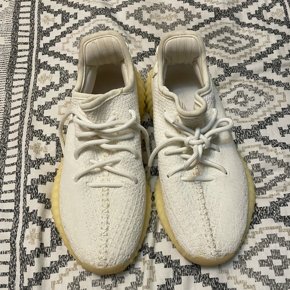 Adidas Yeezy Boosts - Picture 11 of 16